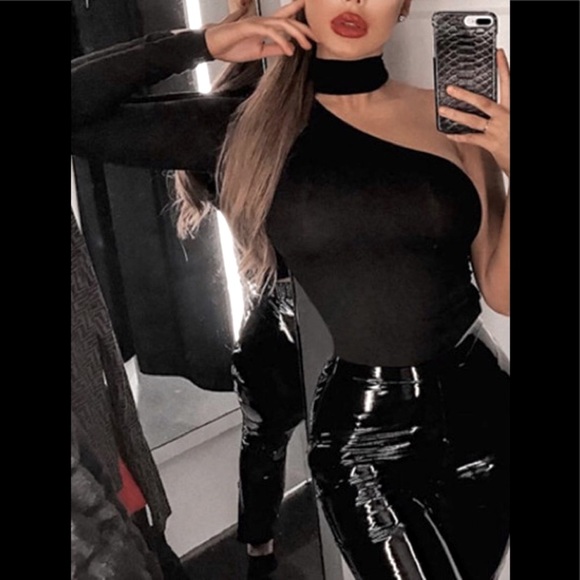 Black Rare Choker W/Button 1 Sleeve Stretchy  Bodysuit/1pc/Teddy/Blouse Sexy Top - Picture 3 of 6